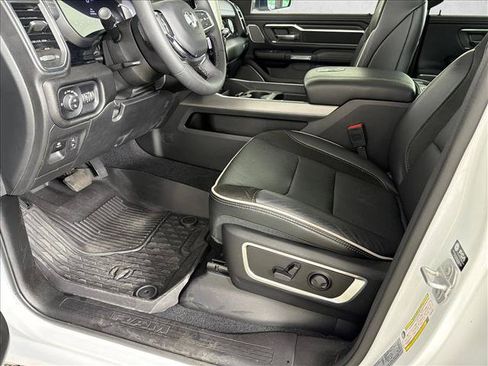 Used 2025 RAM 1500 Laramie w/ Night Edition RWD image 11