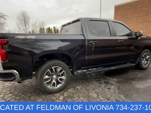 Used 2024 Chevrolet Silverado 1500 LT image 8