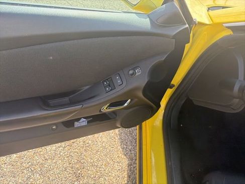 Used 2015 Chevrolet Camaro LT w/ RS Package RWD image 8