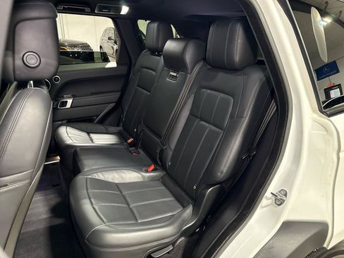 Used 2019 Land Rover Range Rover Sport HSE AWD/4WD image 31