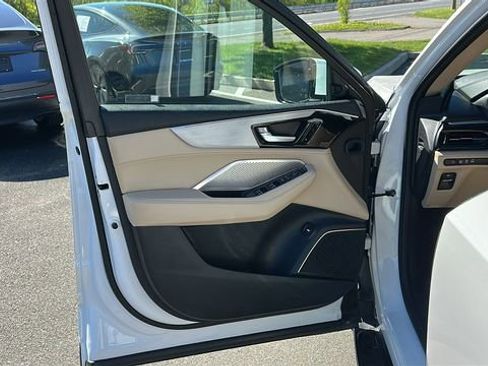 Certified 2023 Acura MDX SH-AWD w/ Technology Package image 9