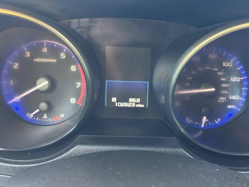 Used 2017 Subaru Outback 2.5i Premium AWD/4WD image 14