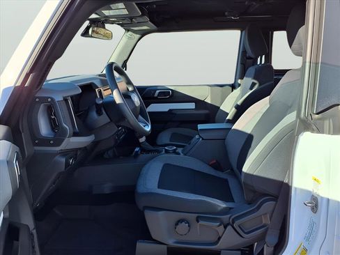 Used 2022 Ford Bronco 2-Door image 12