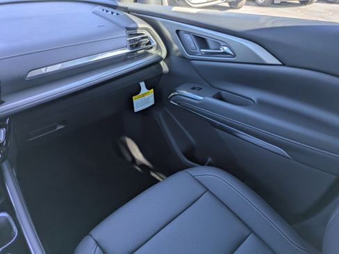 New 2026 Chevrolet Traverse LT image 13