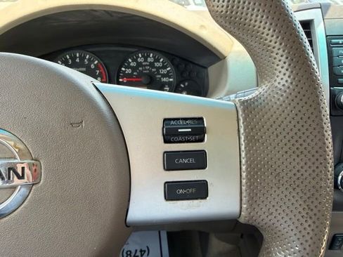 Used 2015 Nissan Frontier SV w/ SV Value Truck Package RWD image 19