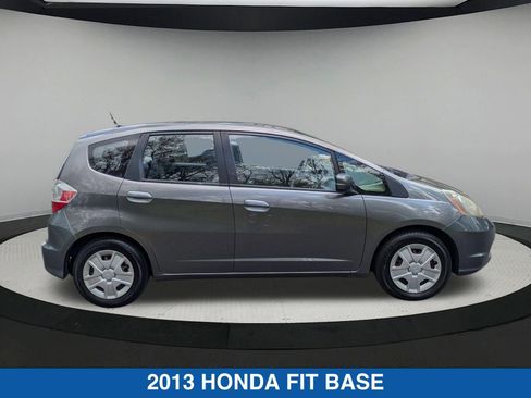 Used 2013 Honda Fit image 2
