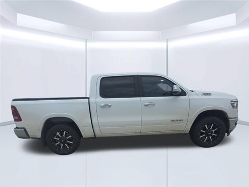 Used 2020 RAM 1500 Laramie AWD/4WD image 6