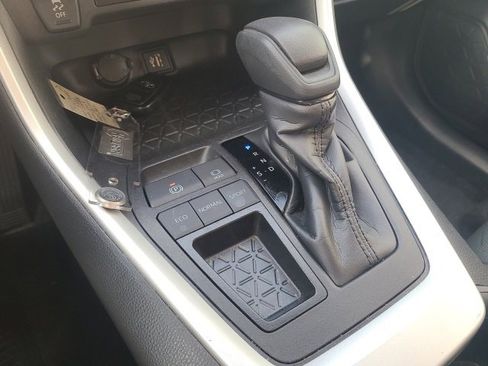 Used 2023 Toyota RAV4 XLE image 26