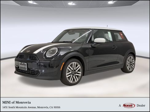 New 2026 MINI Cooper 2-Door Hardtop FWD image 1