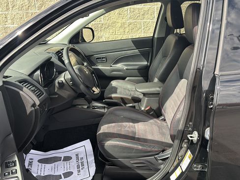 Used 2023 Mitsubishi Outlander Sport SE AWD/4WD image 8