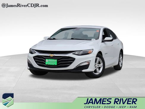 Used 2024 Chevrolet Malibu LT FWD image 1