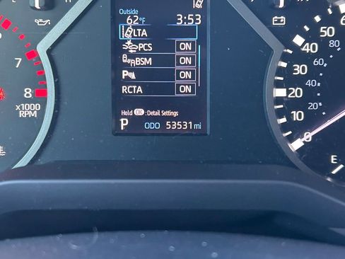 Used 2023 Toyota Tundra SR5 w/ SR5 Convenience Package AWD/4WD image 32