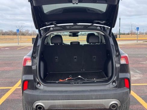 Used 2022 Ford Escape Titanium w/ Titanium Elite Package AWD/4WD image 35