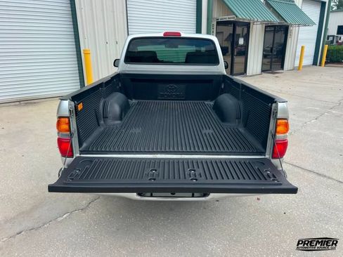 Used 2004 Toyota Tacoma 2WD Regular Cab w/ Enhancement Pkg image 41