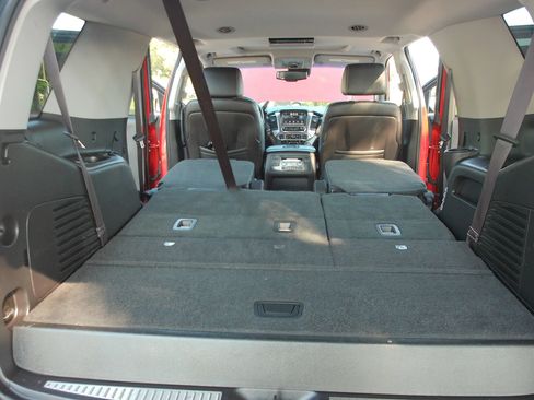 Used 2015 Chevrolet Tahoe LTZ RWD image 36