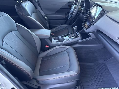 Certified 2025 Subaru Crosstrek 2.5i Limited w/ Popular Package #3A image 34