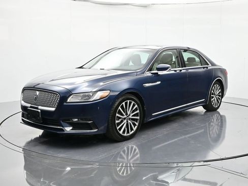 Used 2017 Lincoln Continental Select w/ Climate Package image 1