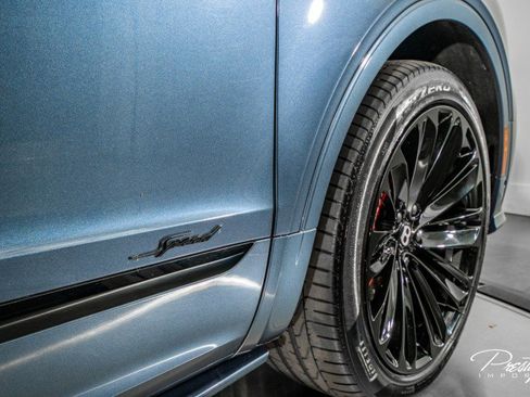 Used 2023 Bentley Bentayga Speed image 14