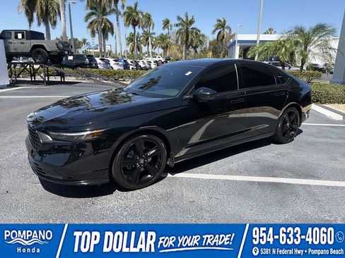 Used 2025 Honda Accord Sport image 4