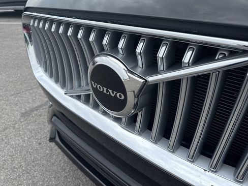 Used 2025 Volvo XC90 T8 Core w/ Protection Package Premier image 30