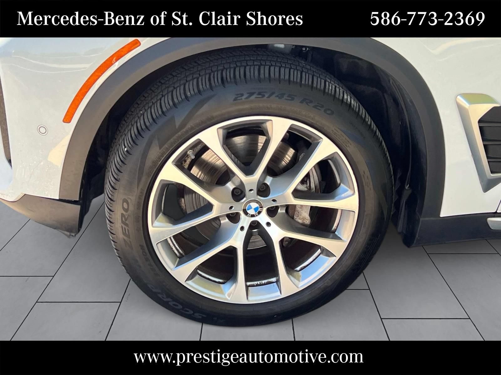 Used 2024 BMW X5 xDrive40i w/ Premium Package AWD/4WD image 11