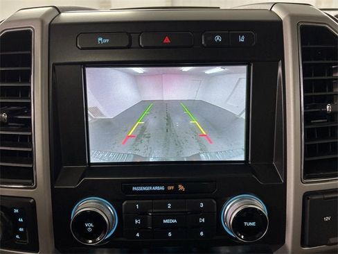 Used 2020 Ford F150 Lariat w/ Equipment Group 502A Luxury image 15