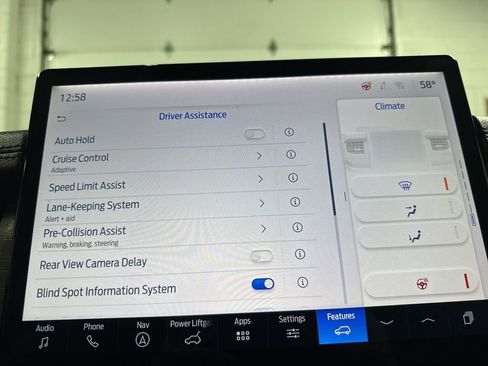 Used 2024 Ford Expedition Limited image 35