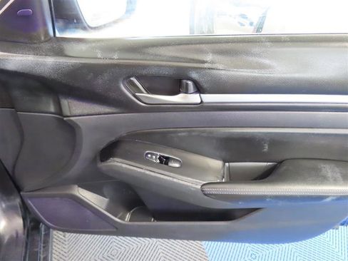 Used 2023 Nissan Altima 2.5 SV image 33