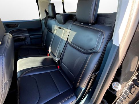 Used 2025 Ford Maverick Tremor image 18