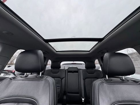 Used 2022 Jeep Grand Cherokee Limited image 26