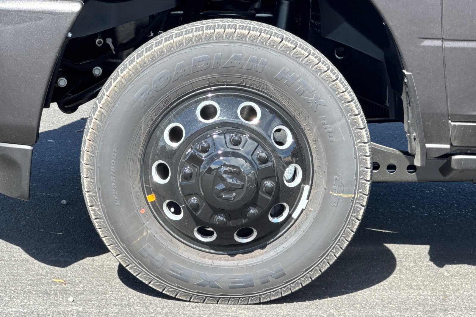 New 2027 RAM 3500 Laramie AWD/4WD image 24