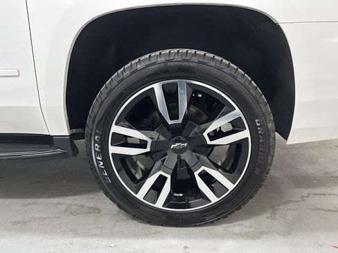 Used 2019 Chevrolet Suburban Premier image 68