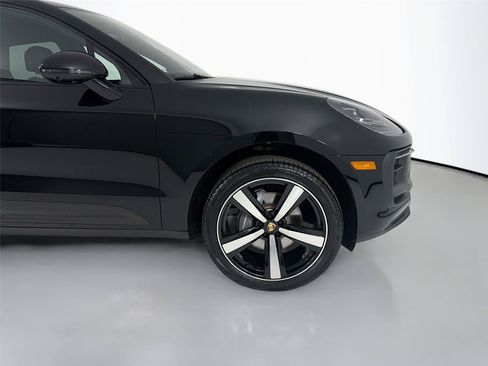 Certified 2023 Porsche Macan Turbo AWD/4WD image 28
