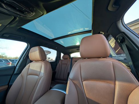 Used 2020 Audi Q7 3.0T Prestige w/ Prestige Package image 6