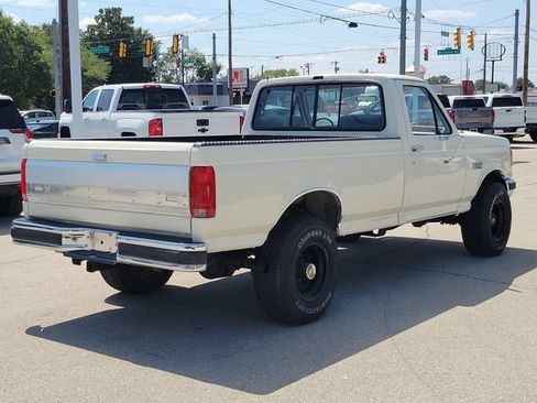 Used 1987 Ford F250 4x4 Regular Cab image 6