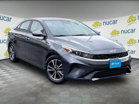 Used 2023 Kia Forte LXS w/ LXS Technology Package FWD image 1