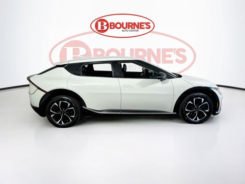 Used 2023 Kia EV6 Wind AWD/4WD image 12