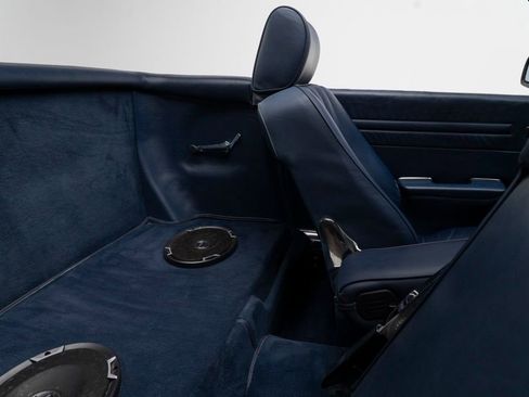 Used 1988 Mercedes-Benz 560 SL image 47