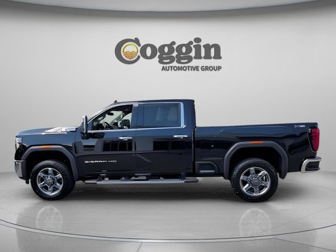 Used 2025 GMC Sierra 2500 SLT w/ SLT Premium Package image 6