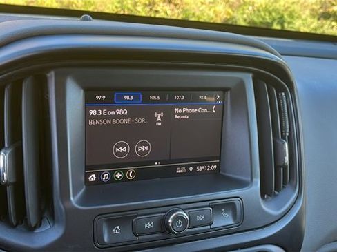 Used 2021 Chevrolet Colorado W/T w/ WT Convenience Package image 14