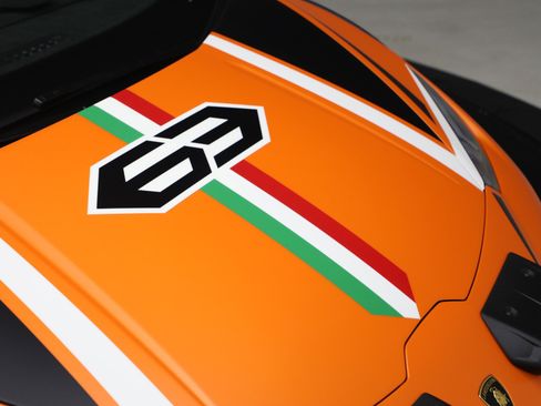 Used 2024 Lamborghini Huracan Sterrato image 37