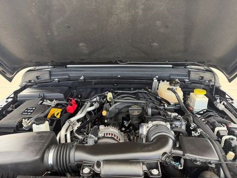 Used 2022 Jeep Gladiator Sport AWD/4WD image 19