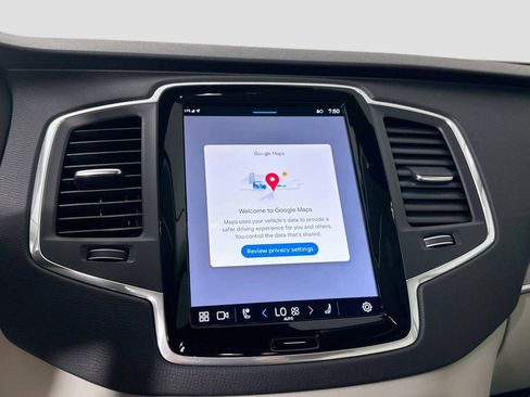 New 2025 Volvo XC90 T8 Core w/ Protection Package Premier image 11