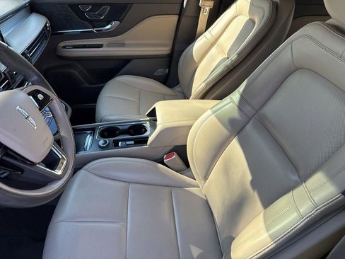 Used 2020 Lincoln Corsair Standard w/ Convenience Package image 10