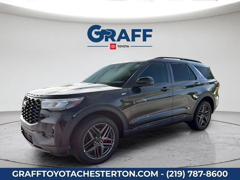 Used 2026 Ford Explorer ST-Line w/ ST-Line Street Pack AWD/4WD image 12