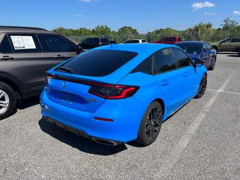 Used 2022 Honda Civic Sport Touring image 3