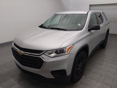 Used 2020 Chevrolet Traverse LS FWD image 15