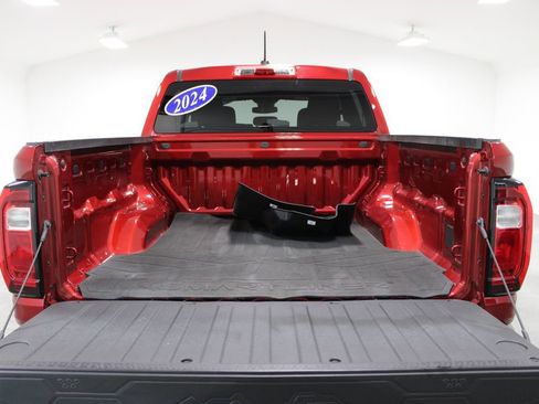 Used 2024 GMC Canyon Elevation w/ Trailering Package RWD image 16