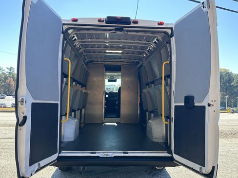 Used 2023 RAM ProMaster 3500 w/ Driver Convenience Group image 20
