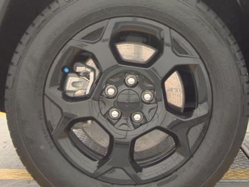 Used 2023 Jeep Compass Trailhawk AWD/4WD image 10